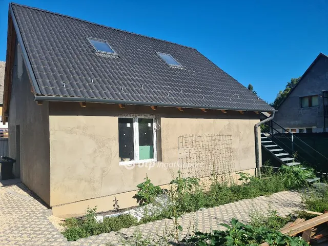 Eladó ház Törökbálint 201 nm