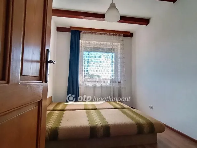 Eladó ház Ercsi 305 nm