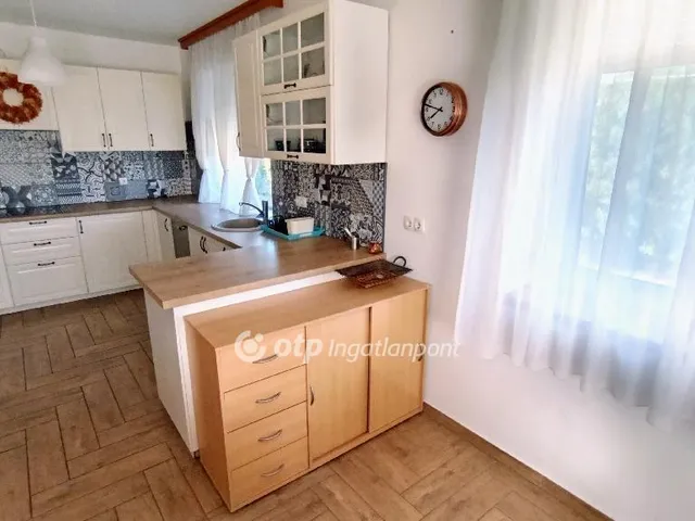 Eladó ház Ercsi 305 nm