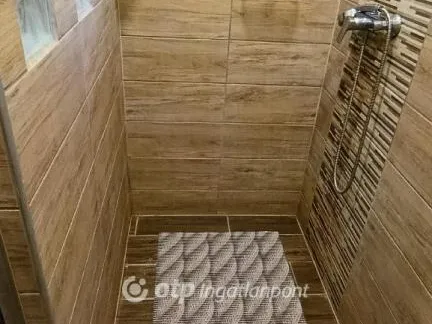 Eladó ház Ercsi 305 nm