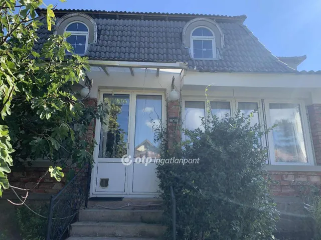 Eladó ház Érd, Parkváros 280 nm