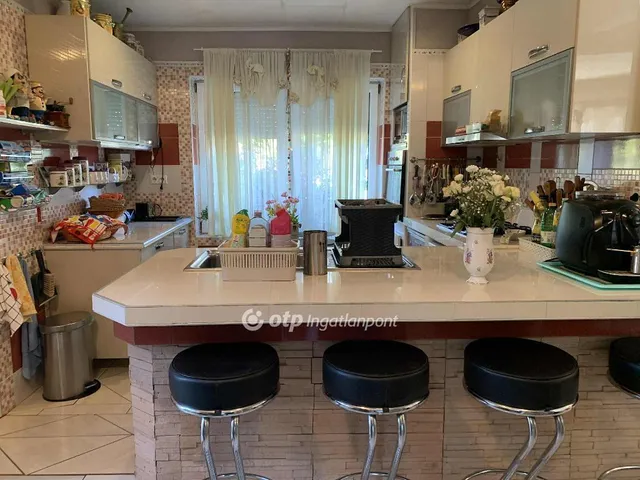 Eladó ház Érd, Parkváros 280 nm