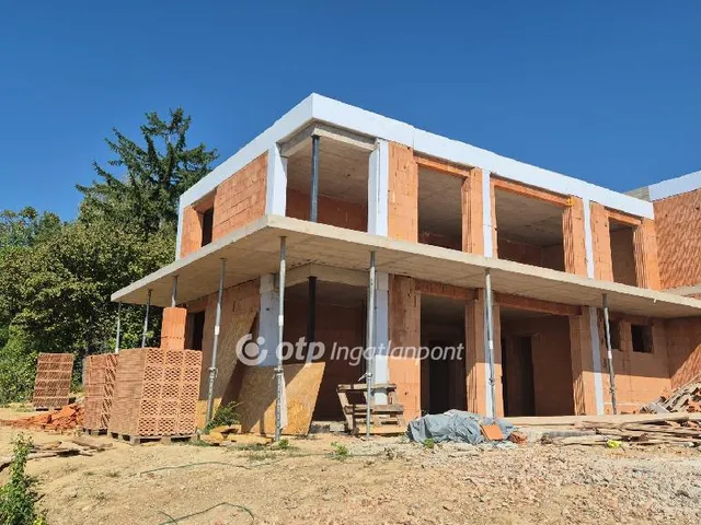 Eladó lakás Budapest III. kerület, Ürömhegy 72 nm