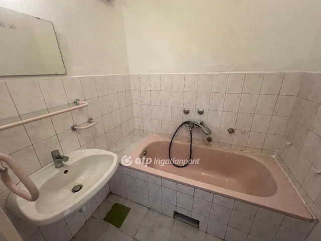 Eladó lakás Budapest XXI. kerület 50 nm