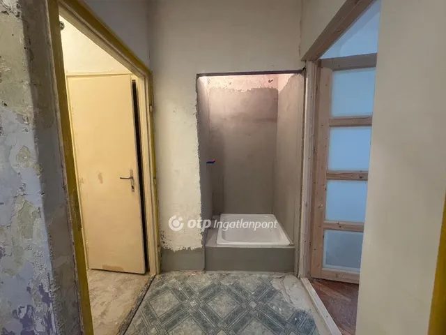 Eladó lakás Szolnok, Belváros 34 nm