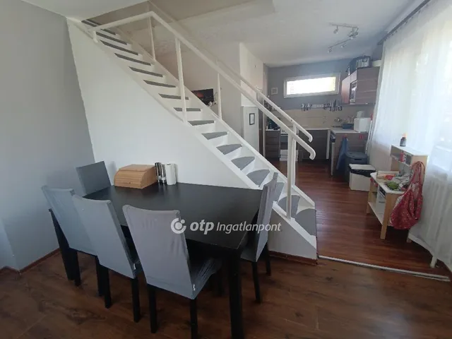 Eladó ház Gárdony 186 nm