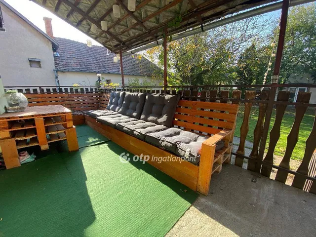 Eladó ház Gárdony 186 nm