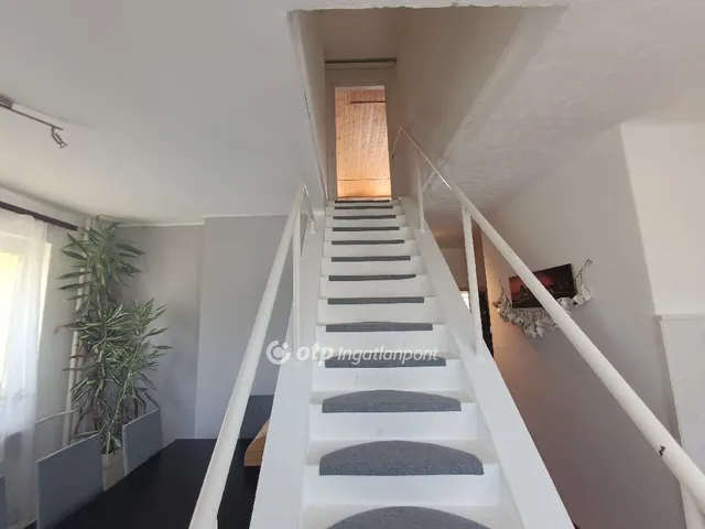 Eladó ház Gárdony 186 nm