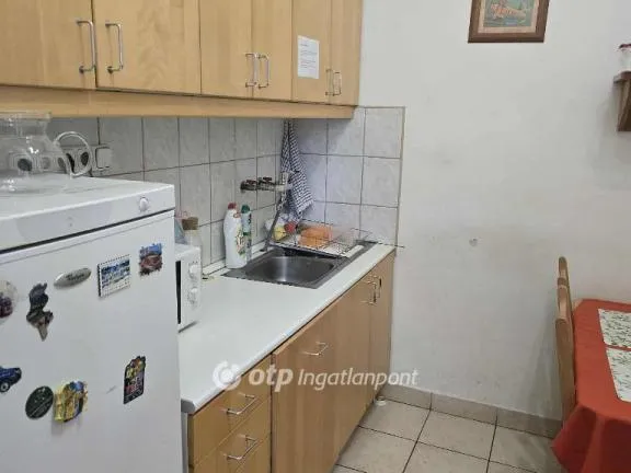 Eladó lakás Budapest VI. kerület, Nagykörúton belüli terület 106 nm