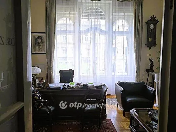 Eladó lakás Budapest VI. kerület, Nagykörúton belüli terület 106 nm