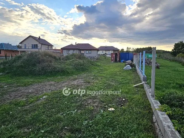 Eladó ház Tordas 135 nm
