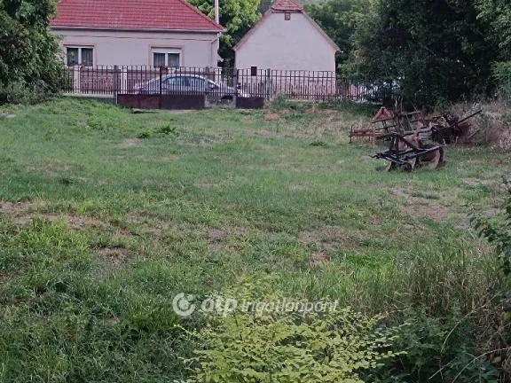 Eladó telek Alcsútdoboz 2187 nm