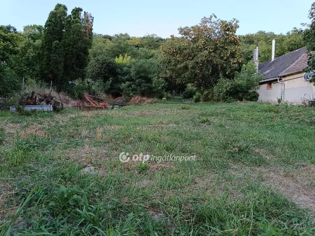 Eladó telek Alcsútdoboz 2187 nm