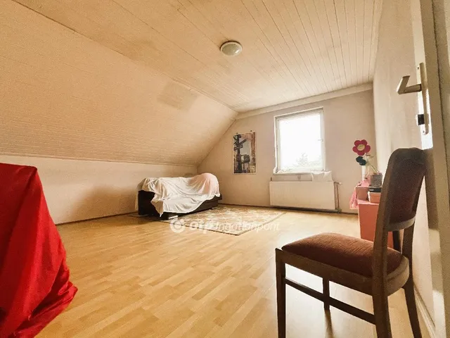 Eladó ház Érd 247 nm