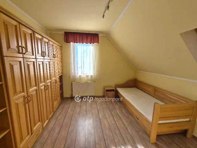 Eladó ház Érd 350 nm