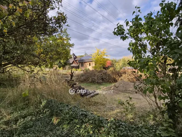 Eladó telek Érd 2855 nm