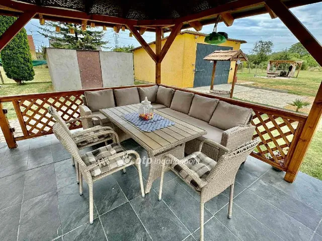 Eladó ház Ráckeresztúr 150 nm