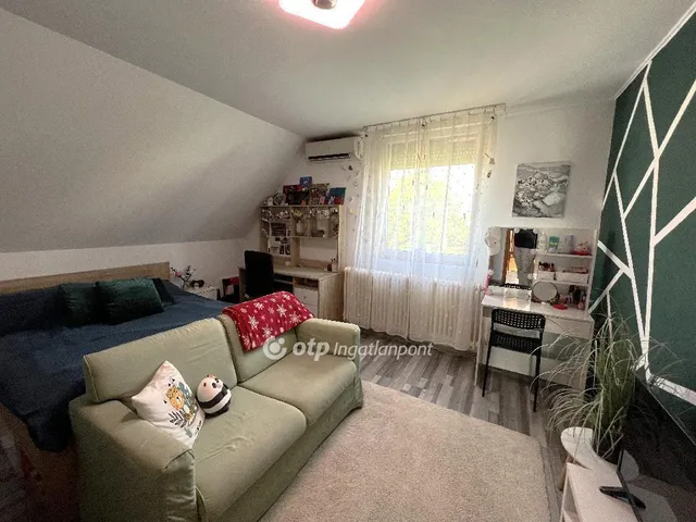 Eladó ház Ráckeresztúr 150 nm