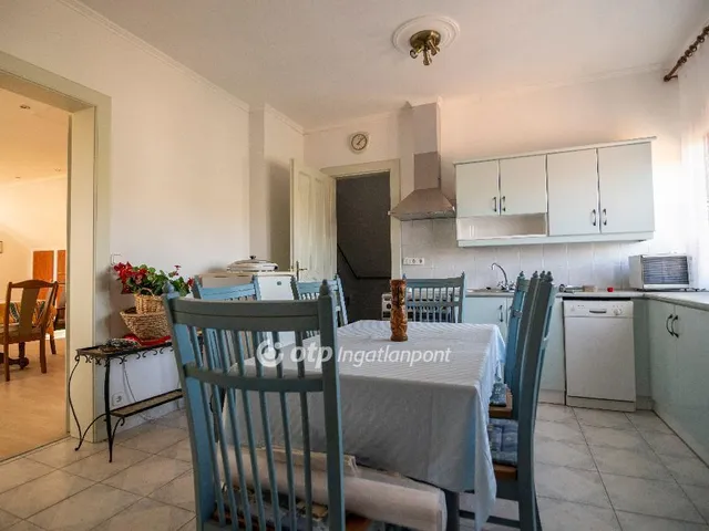 Eladó ház Budakeszi 160 nm