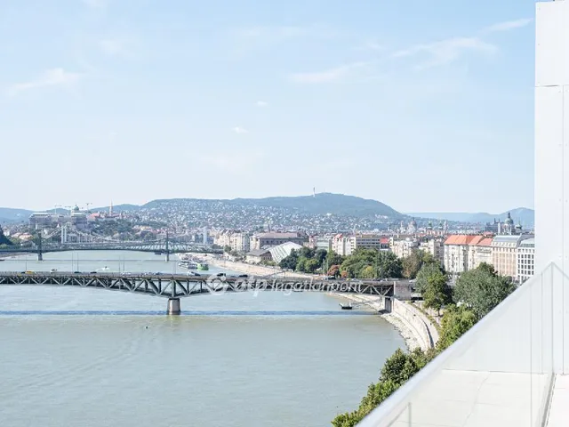 Eladó lakás Budapest IX. kerület 273 nm