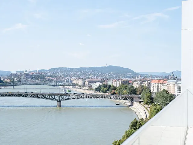 Eladó lakás Budapest IX. kerület 134 nm