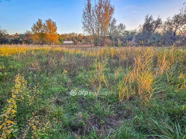 Eladó telek Gárdony 3306 nm