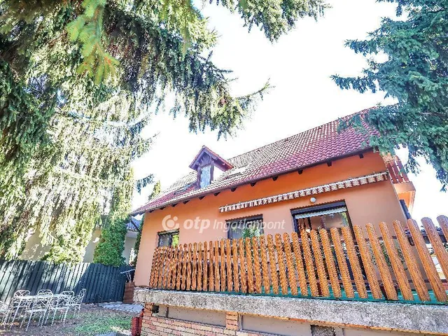 Eladó ház Budaörs 188 nm