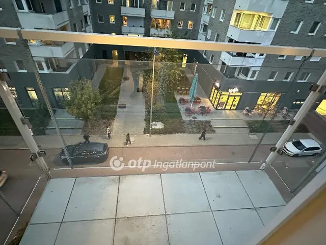 Eladó lakás Budapest XIII. kerület, Lőportárdűlő 35 nm