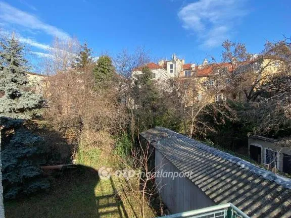 Eladó telek Budapest XI. kerület 389 nm