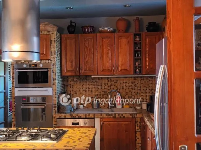 Eladó ház Érd 180 nm