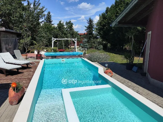 Eladó ház Érd 180 nm