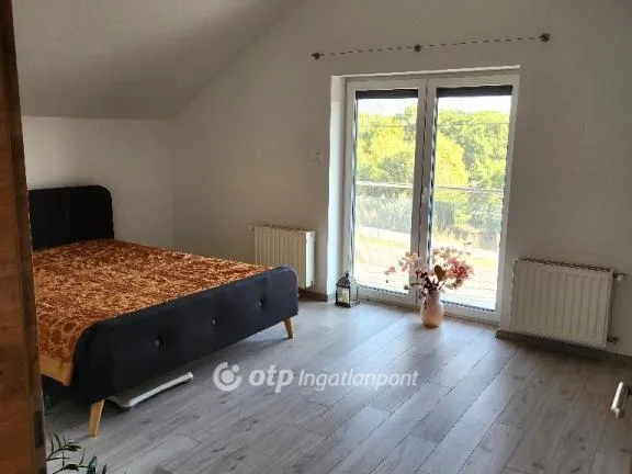 Eladó ház Velence 160 nm