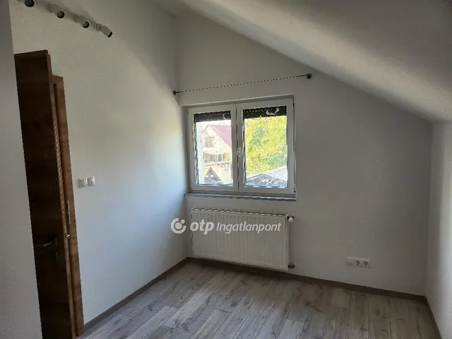 Eladó ház Velence 160 nm