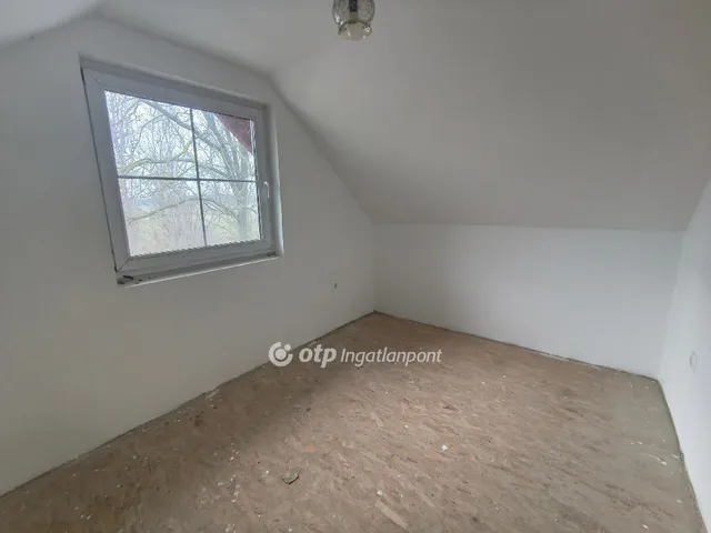 Eladó üdülő és hétvégi ház Baracska 41 nm