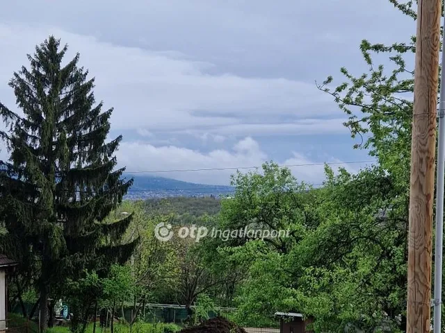 Eladó telek Törökbálint 715 nm