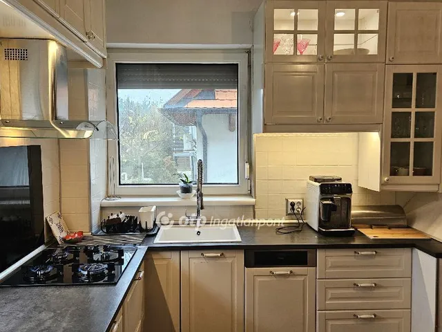 Eladó ház Velence 160 nm