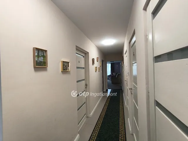 Eladó ház Velence 154 nm