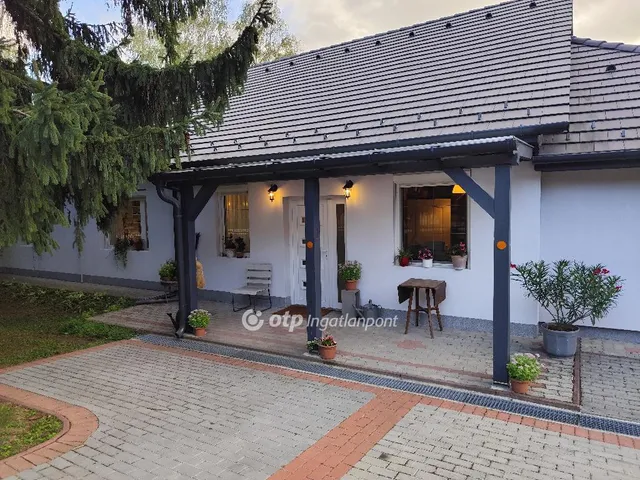 Eladó ház Érd 163 nm