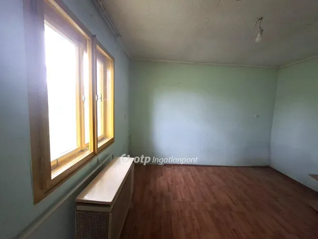 Eladó ház Ráckeresztúr 30 nm