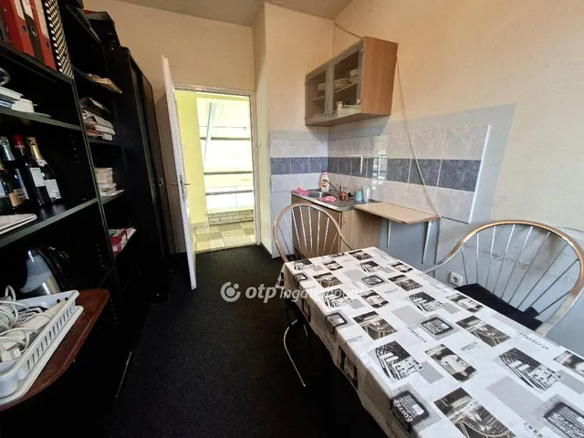 Eladó kereskedelmi és ipari ingatlan Ercsi 450 nm