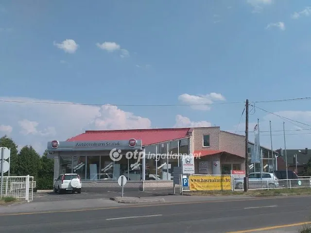 Eladó kereskedelmi és ipari ingatlan Ercsi 450 nm