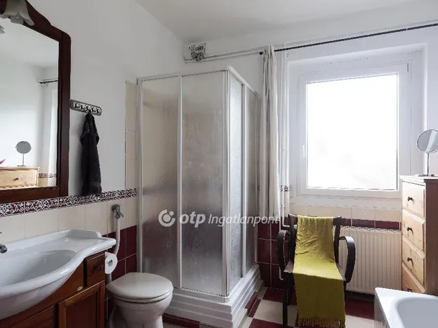 Eladó lakás Budapest XI. kerület 132 nm