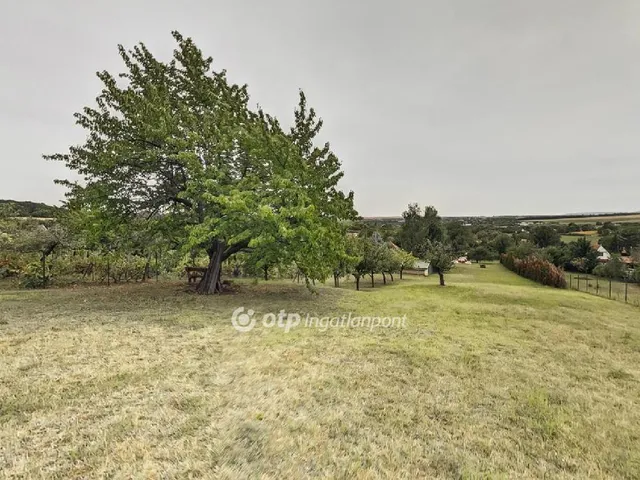 Eladó telek Bicske 3085 nm