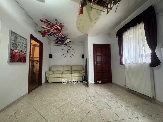 Eladó ház Érd 179 nm