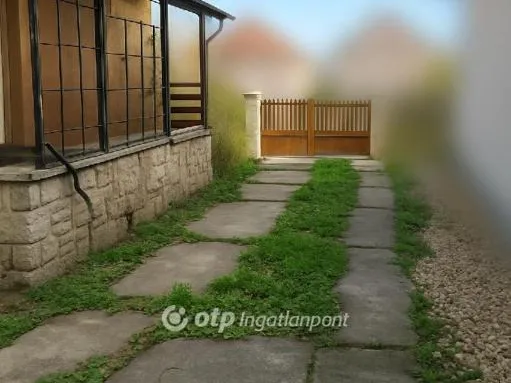 Eladó ház Komárom 175 nm