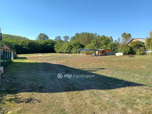 Eladó telek Ráckeve 4390 nm