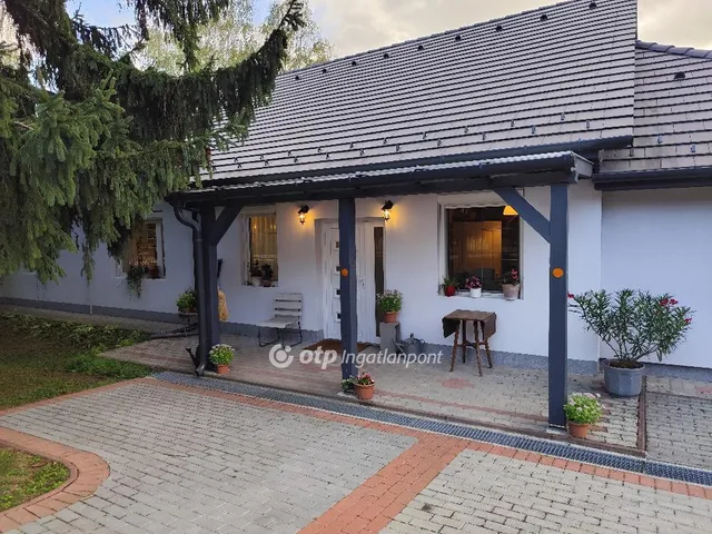 Eladó ház Érd 163 nm