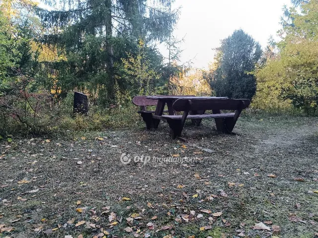 Eladó telek Solymár 921 nm