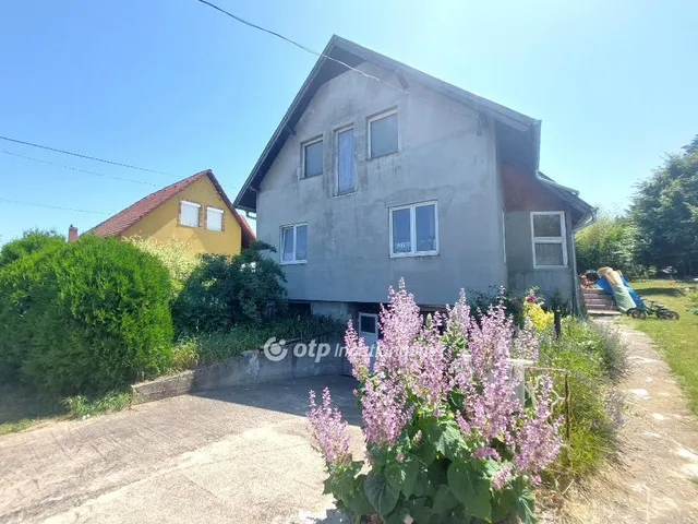 Eladó ház Martonvásár 107 nm