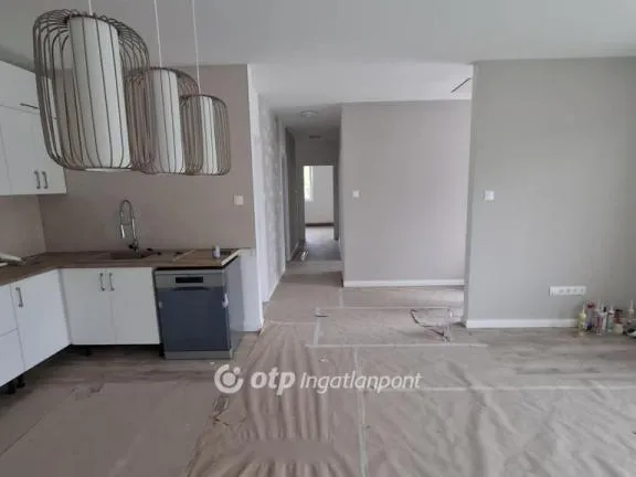 Eladó ház Pusztaszabolcs 95 nm